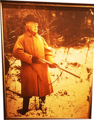 Gustav V på jakt i Skåne. Bilden tagen av hovfotografen Jepsson